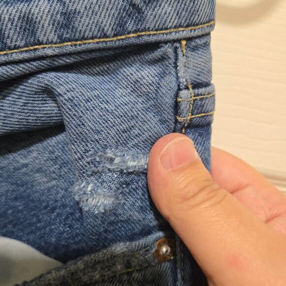 Free People We The Free Lita Distressed Crop Straight Leg Jeans Size 26 - Picture 7 of 8